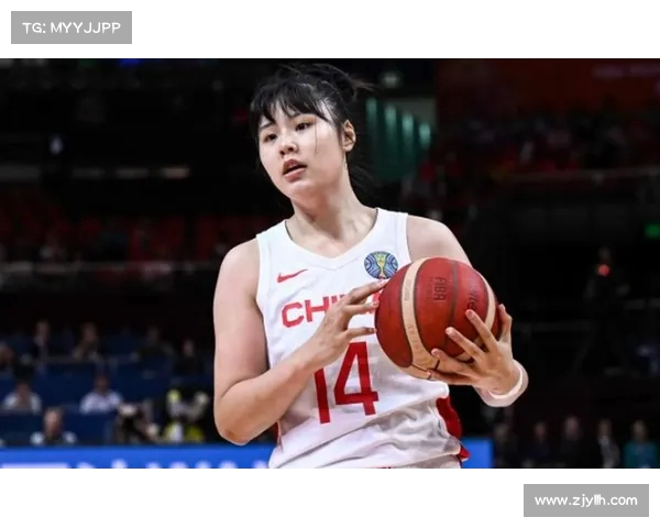 李月汝2024赛季WNBA精彩瞬间集锦展现中国篮球新星风采 李月汝2024赛季WNBA精彩瞬间集锦展现中国篮球新星风采